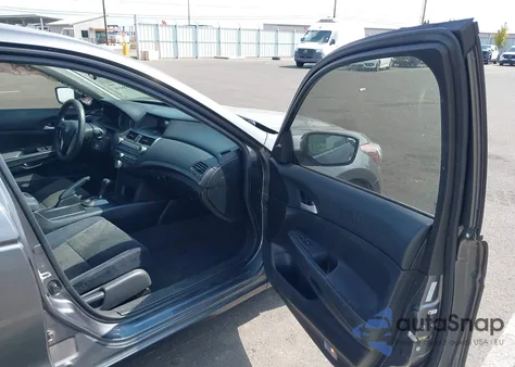 2010 Honda Accord 2.4 Lx-P из США, поврежденный, VIN 1HGCP2F49AA118768